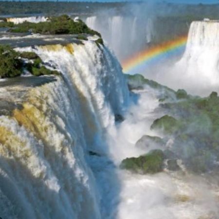 Hostel Damaris Puerto Iguazú Extérieur photo